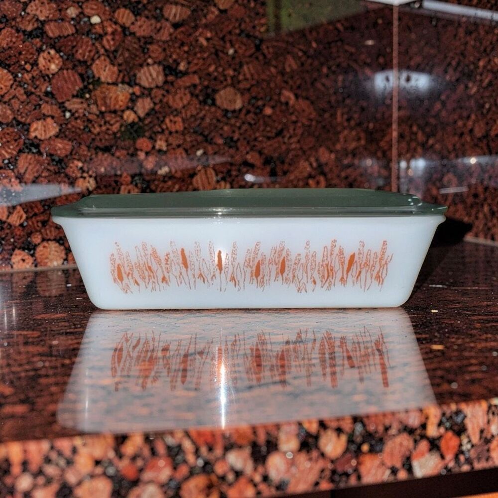 VINTAGE Proctor Silex Slow Cook Dish & Lid 2 Quart WHEAT PATTERN